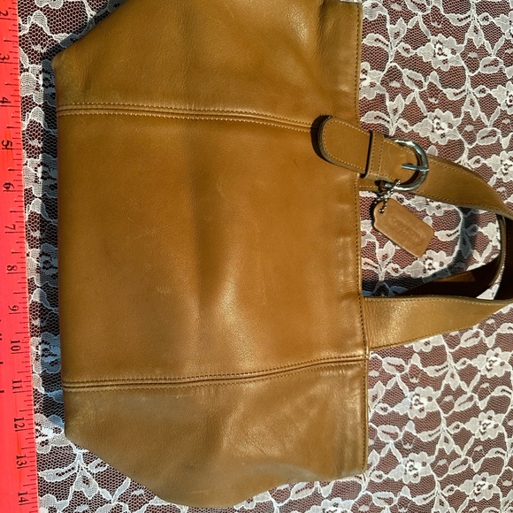 Coach purse… tan silver hardware!!! - Picture 5 of 12
